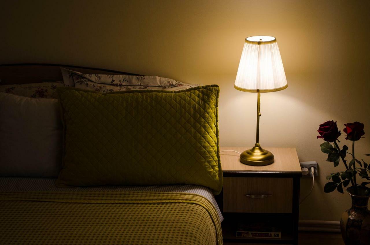 Collosal Apartment With Garden บูคาเรสต์ ภายนอก รูปภาพ
